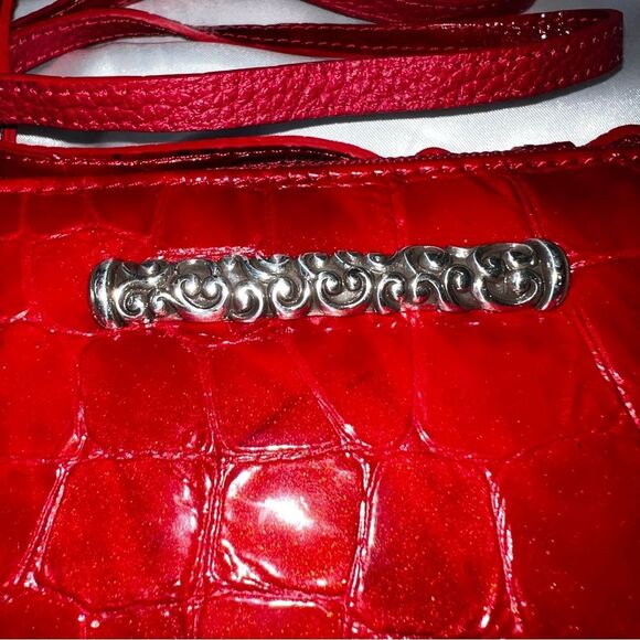 Brighton Red Croc-Embossed Organizer Wallet Crossbody - Picture 2 of 13